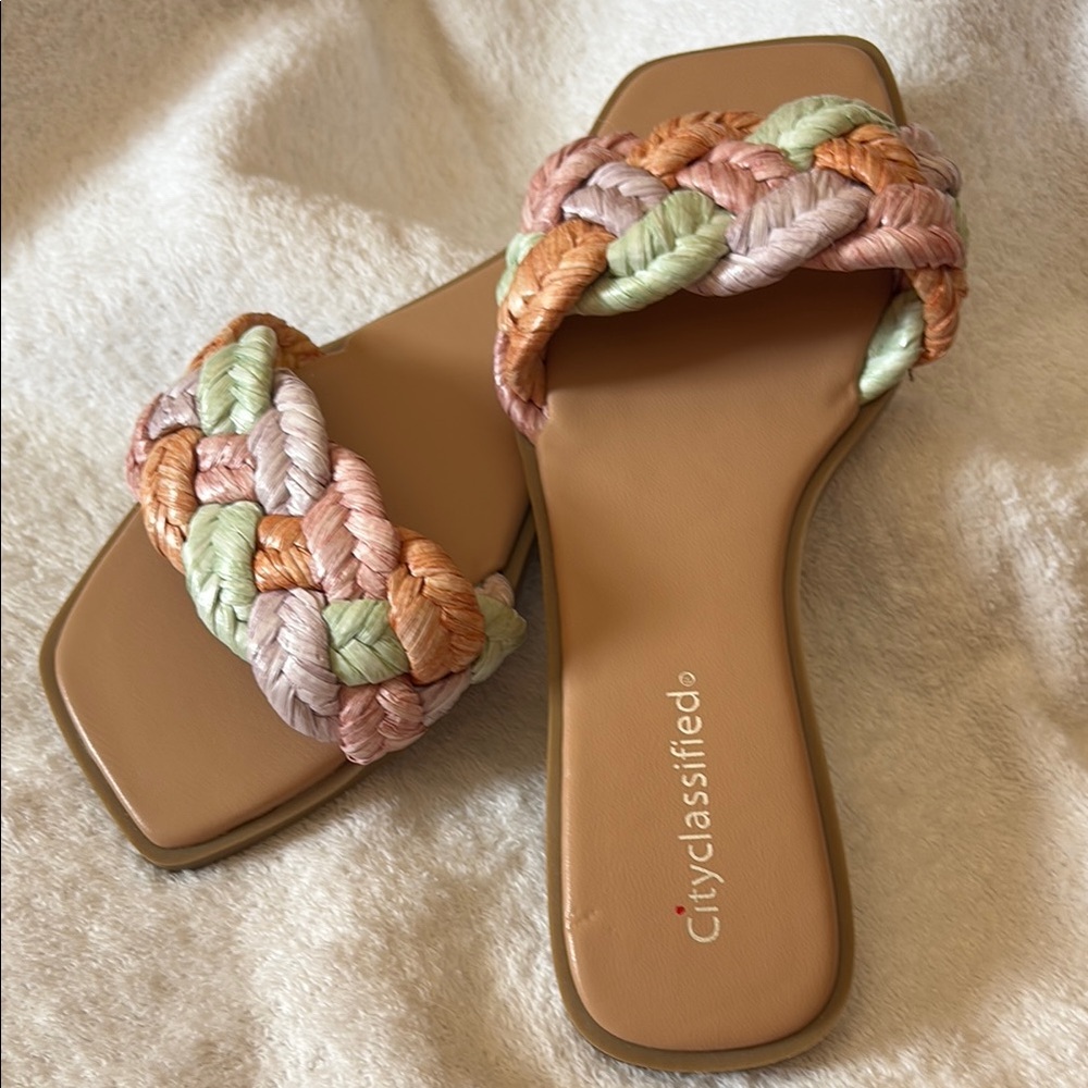 Cityclassified Weaved Strap Sandals